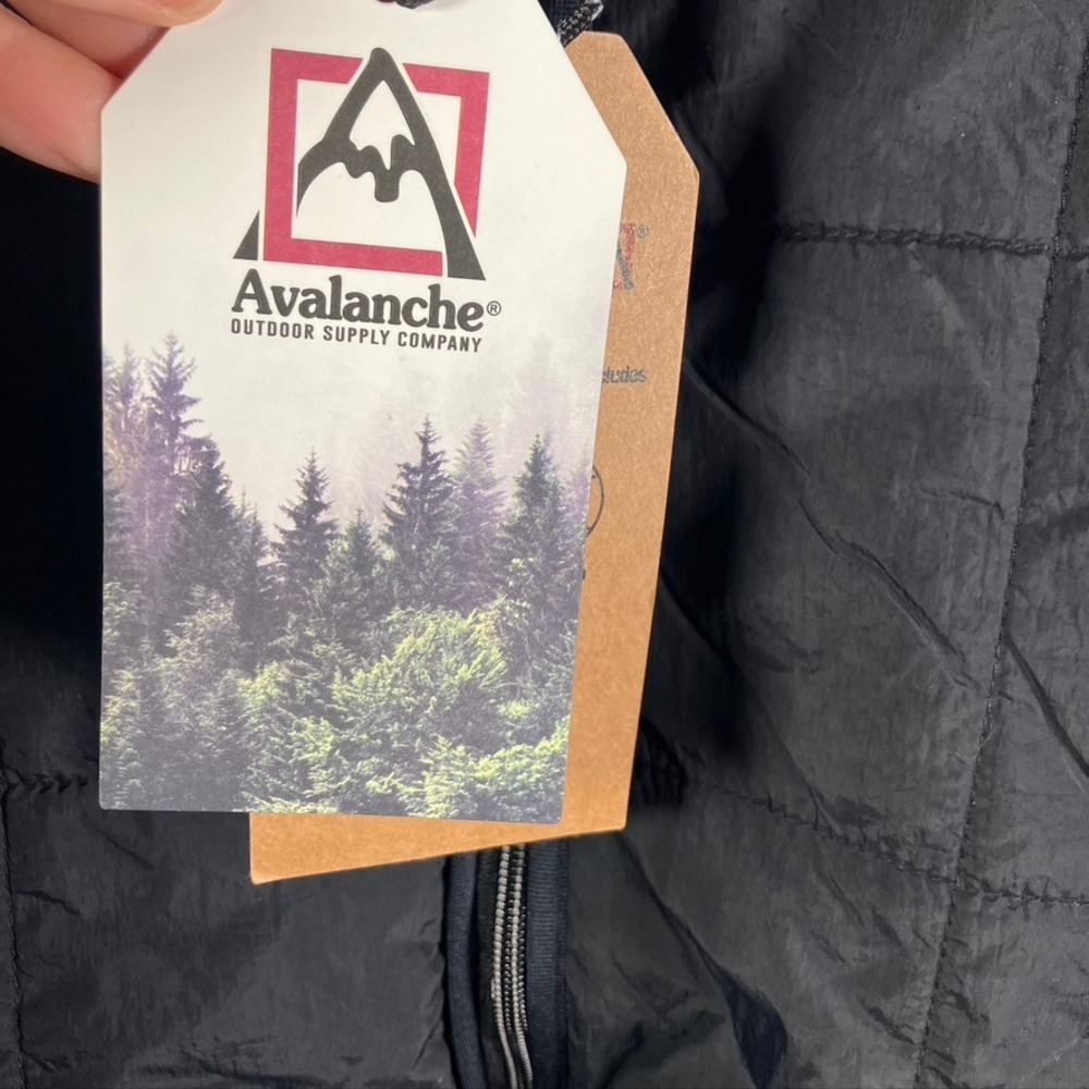 Avalanche Outdoor Supply Men's Quilted Insulated Vest Size L Black MSRP $98 New - Picture 2 of 15